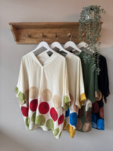 Load image into Gallery viewer, V Neck Circle Top
