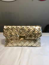 Load image into Gallery viewer, Woven Clutch Bag
