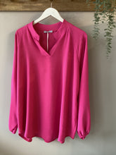 Load image into Gallery viewer, Monica Oversized Top
