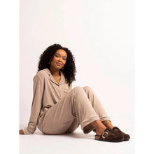 Load image into Gallery viewer, Lunar Rhianna Slipper
