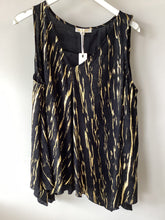Load image into Gallery viewer, Malissa J Swing Vest

