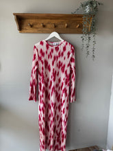 Load image into Gallery viewer, Saint Tropez - MuniSZ Dress
