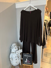 Load image into Gallery viewer, Frill Bottom Knitted Suit
