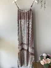 Load image into Gallery viewer, Bohemian Floral &amp; Border Print Beaded Maxi Dress
