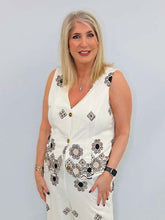 Load image into Gallery viewer, Malissa J Mono Waistcoat
