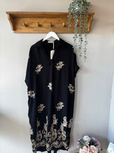 Load image into Gallery viewer, Metallic Paisley-Floral Embroidered Dress
