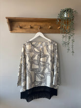 Load image into Gallery viewer, Malissa J - Abstract Fringe Top
