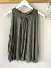 Load image into Gallery viewer, Dotted Sleeveless Bubble Hem Top
