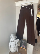 Load image into Gallery viewer, ChocolateWide Leg Stretch Jeans
