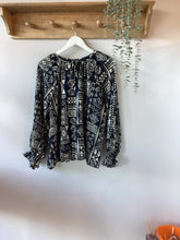 Load image into Gallery viewer, Solo Tie Top Aztec Print Blouse
