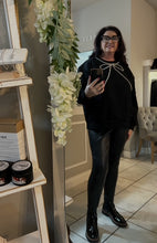 Load image into Gallery viewer, Compania Fantastica Sparkle Bow Sweatshirt
