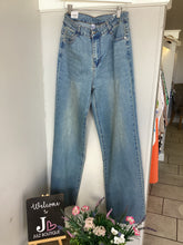 Load image into Gallery viewer, G Smack Wide Leg Stretch Jean
