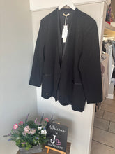 Load image into Gallery viewer, Malissa J - Graduated Stud Blazer
