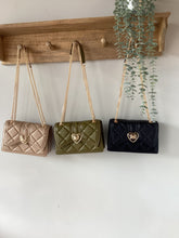 Load image into Gallery viewer, Quilted Heart Chain Shoulder Bag
