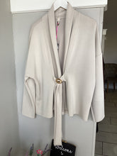 Load image into Gallery viewer, Button Tie Jacket
