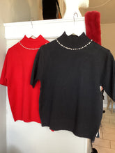 Load image into Gallery viewer, Short Sleeve Pearl Neck Jumper
