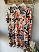 Load image into Gallery viewer, Sunset Breeze Abstract Dress / Tunic
