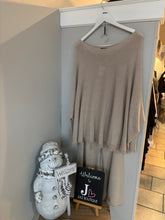 Load image into Gallery viewer, Frill Bottom Knitted Suit
