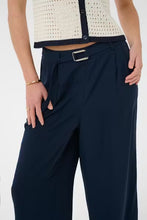 Load image into Gallery viewer, KAFFE Kaillis Cropped Trousers
