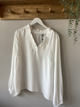 Load image into Gallery viewer, Kaffe Mille Blouse
