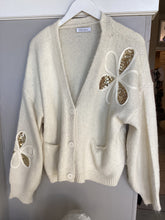 Load image into Gallery viewer, Dual Flower Cardigan
