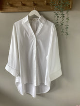 Load image into Gallery viewer, Relaxed Fit Cuffed Sleeve Shirt

