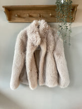 Load image into Gallery viewer, NOEN Cream Faux Fur Jacket
