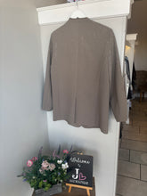 Load image into Gallery viewer, Malissa J - Graduated Stud Blazer
