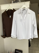 Load image into Gallery viewer, Cuff Sleeve Nylon Shirt
