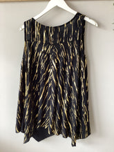 Load image into Gallery viewer, Malissa J Swing Vest
