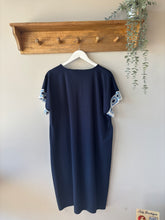 Load image into Gallery viewer, Alice Collins - Cassie Dress
