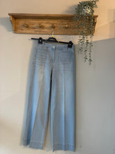 Load image into Gallery viewer, Robell Debby Full Length - Light Wash
