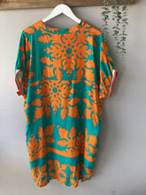 Load image into Gallery viewer, Santorini Breeze Tunic
