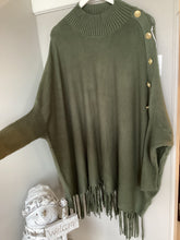 Load image into Gallery viewer, Tassel Batwing Jumper
