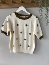 Load image into Gallery viewer, Cream Knit Short Sleeved Polka Dot Sweater
