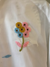Load image into Gallery viewer, Crochet Flower Shirt

