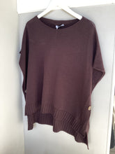 Load image into Gallery viewer, Button Tank Top
