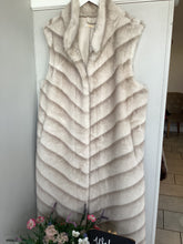 Load image into Gallery viewer, Malissa J Faux Fur Long Luxe Gilet

