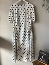 Load image into Gallery viewer, Drawstring Dotty Dress

