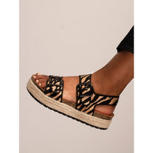 Load image into Gallery viewer, Lunar Encode Sandal

