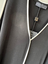Load image into Gallery viewer, Peruzzi Piped Dress
