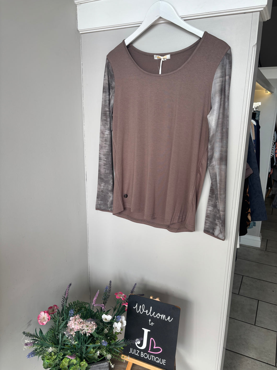 Malissa J Mesh Sleeve Top-mushroom