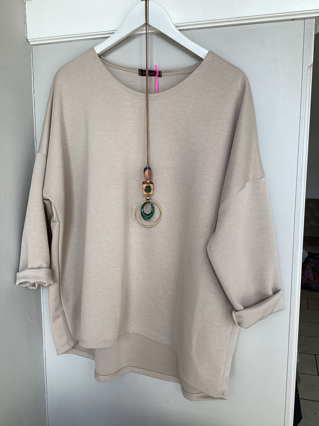 Soft touch Sweatshirt with necklace