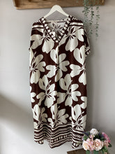 Load image into Gallery viewer, Statement Floral Tunic Dress
