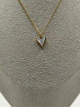 Load image into Gallery viewer, Just Julz Mother Of Pearl Heart Necklace
