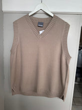 Load image into Gallery viewer, Soft Knit Vest
