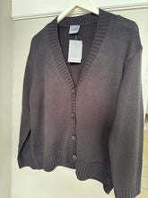 Load image into Gallery viewer, Comfy knit Cardigan
