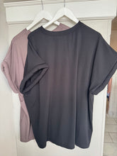 Load image into Gallery viewer, Malissa J - Padded Edge Sleeve Top
