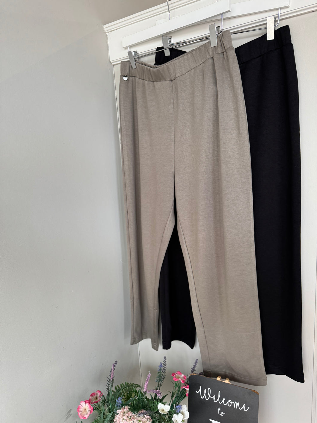 Malissa J - Cigarette Trousers