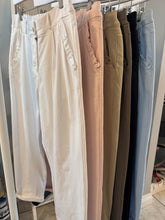 Load image into Gallery viewer, Frill Pocket Stretch Magic Pant
